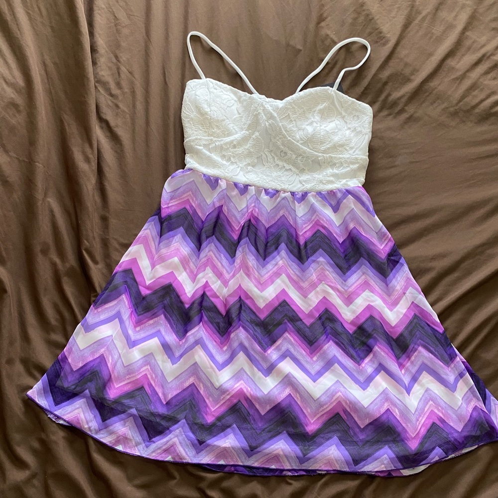 NWT Patterned mini dress